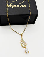 Hypoallergenic non-tarnish gold teardrop crystal jewelry UAE.