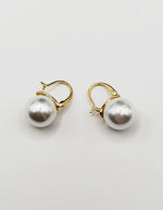 Biya Accessoires artificial jewellery online dubai gold huggie pearl drop earrings.