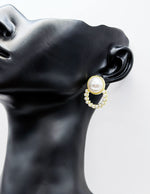Biya Accessoires vintage gold halo pearl drop stud earrings for women.