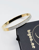 Waterproof gold minimalist cubic zirconia bracelet for women Dubai.