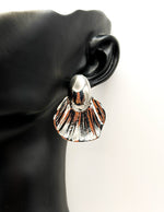 مجوهرات دبي gold plated organic sea shell earrings for women.