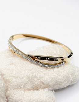 Waterproof gold infinity pave crystal bracelet for women Dubai.