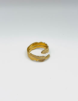18K gold plated textured feather wrap ring by Biya Accessoires.