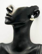 Best fashion jewelry in UAE gray pearl and crystal statement studs for women.