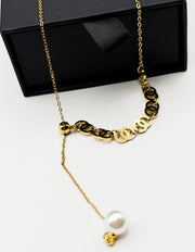 Waterproof non-tarnish artificial gold jewelry with premium pearl pendant in Dubai.