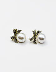 Biya Accessoires artificial jewellery online dubai crystal bow earrings dubai and pearl drop.