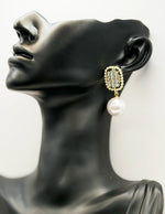مجوهرات دبي gold plated bridal crystal pearl earrings for women.