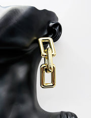 Everyday luxury jewelry uae radiant link earrings from best jewelry shop in UAE.
