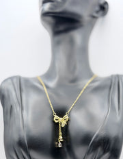 Hypoallergenic non-tarnish gold bow jewelry for women UAE.