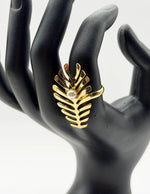 Hypoallergenic non-tarnish openwork fern gold ring UAE.