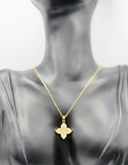 Waterproof gold and onyx style clover necklace for women Dubai.
