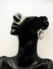 Everyday luxury jewelry uae minimalist modern hoops from best jewelry shop in UAE silver