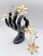 Non-tarnish 3D flower statement bracelet and armlet Dubai luxury fashion.