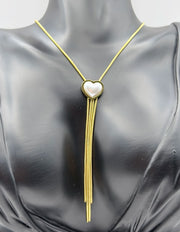 Hypoallergenic non-tarnish romantic pearl jewelry gift box Dubai.
