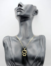 Hypoallergenic non-tarnish Y2K nostalgic gold chain jewelry.