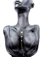 Everyday luxury fashion jewelry necklace with durable silver coating by Biya Accessoires.