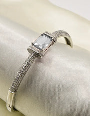 Elegant crystal loom bracelet with ruby-inspired gemstone and shimmering pavé accents, perfect gift for her in Canada.”