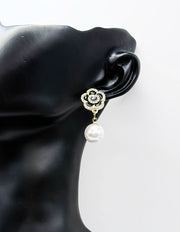مجوهرات دبي statement gold jewelry uae for elegant evening wear.