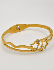 stellar_twinkle_golden_bracelet_for_women_modern_star_shaped_gold_bracelet_with_sparkling_gemstones_gift_for_her_canada